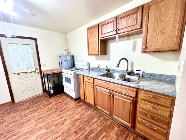 $119,000 | 110 3rd Street, Elroy, WI 53929