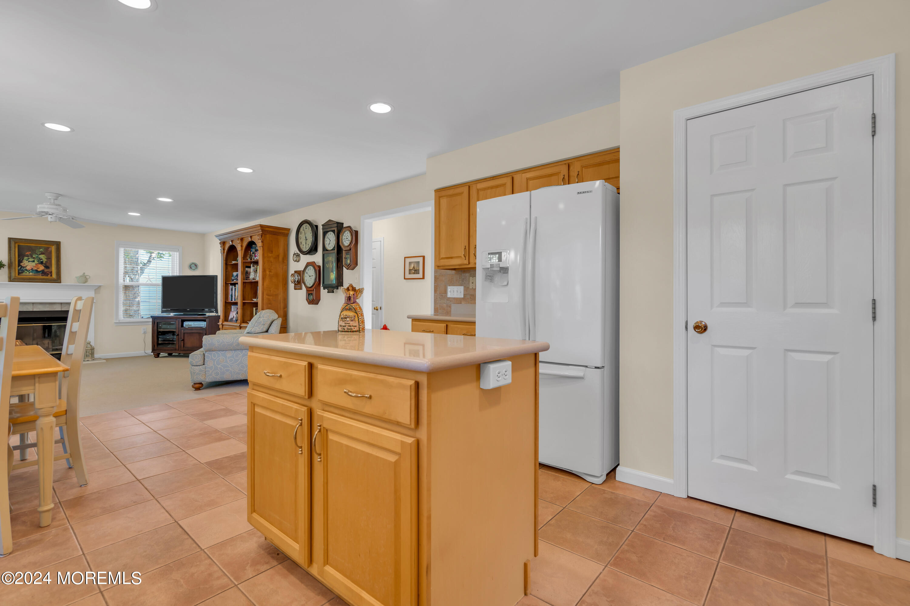 112 Barracuda Road Manahawkin, NJ 08050 - Photo 27 of 61 027_dsc03915_844
