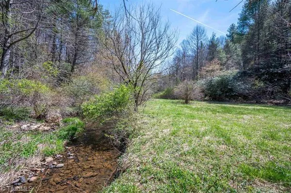 $750,000 | 931 Maple Shade Road, Laurel Fork, VA 24352