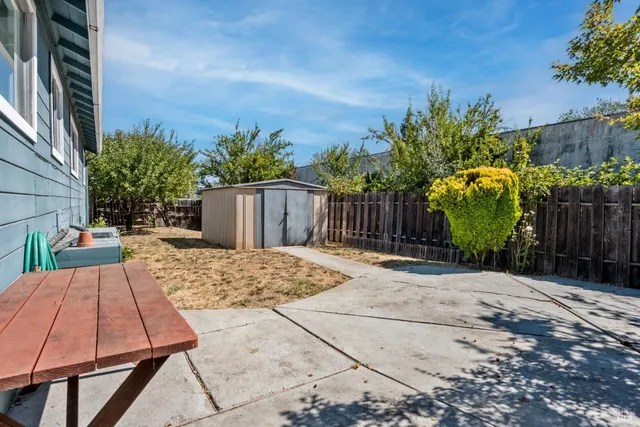 a view of outdoor space yard and patio