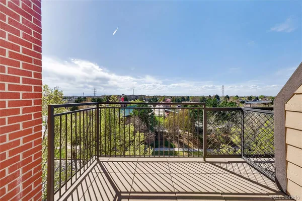 $265,000 | 15475 Andrews Drive, Unit 406, Denver, CO 80239