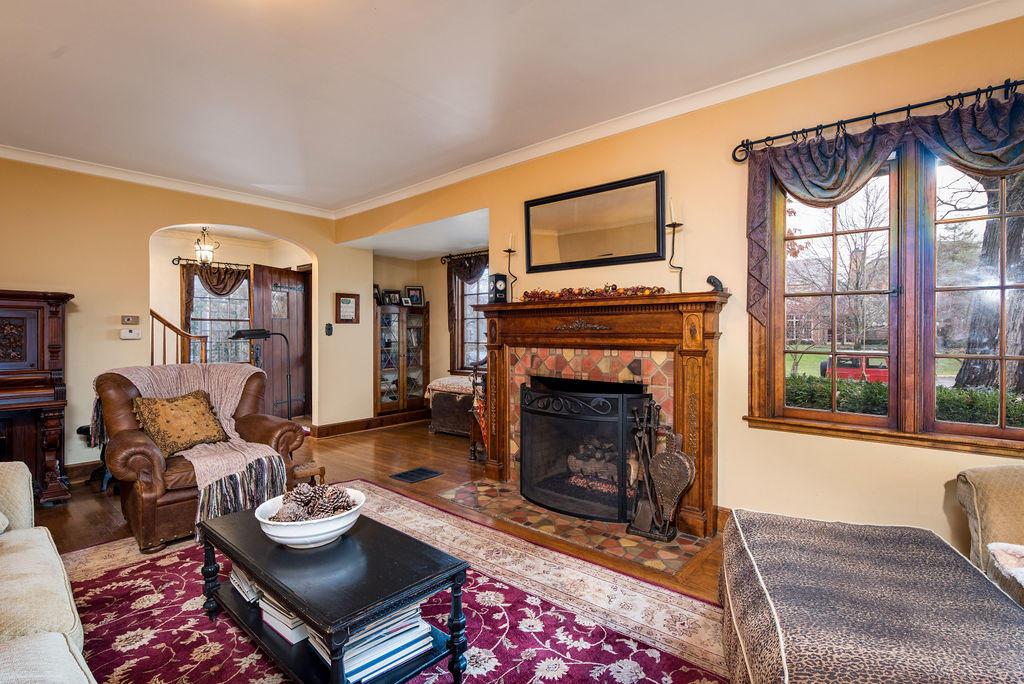 2481 Coventry Road Columbus, OH 43221 - Photo 5 of 42 Gallery Image 5