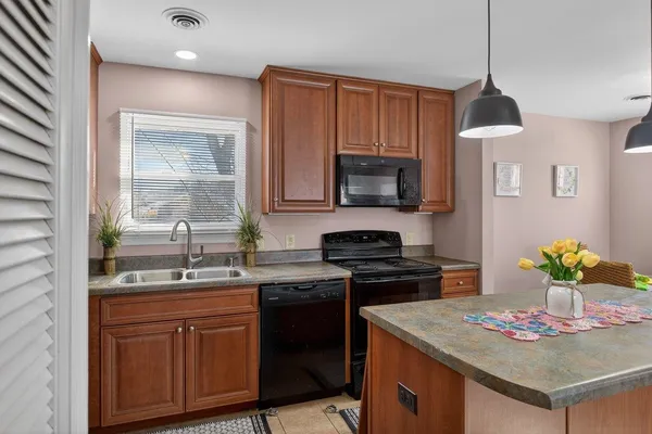 $284,900 | 1424 Southampton Court, Harrisonburg, VA 22801