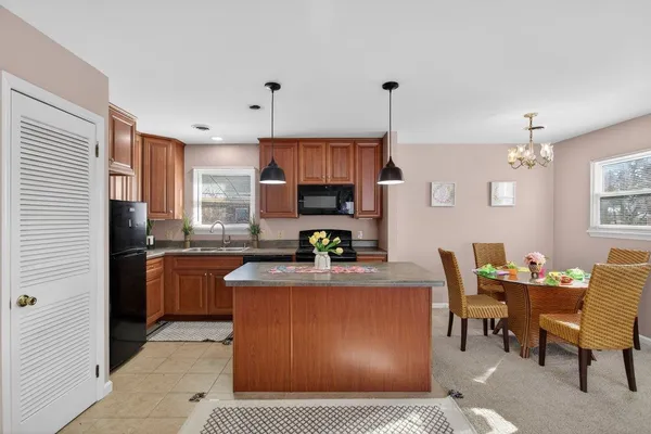 $284,900 | 1424 Southampton Court, Harrisonburg, VA 22801