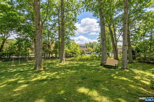 $799,000 | 282 Nottingham Road, Ramsey, NJ 07446