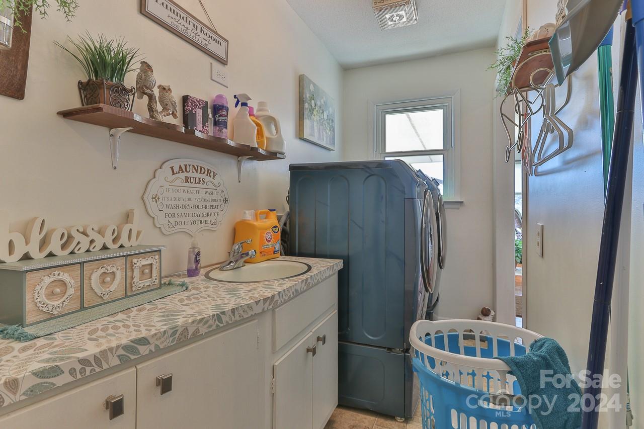 127 Skyline Road Hickory, NC 28601 - Photo 30 of 40 Gallery Image 30