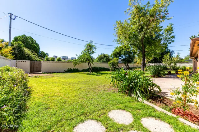 $2,600 | 1339 East Luke Avenue, Phoenix, AZ 85014