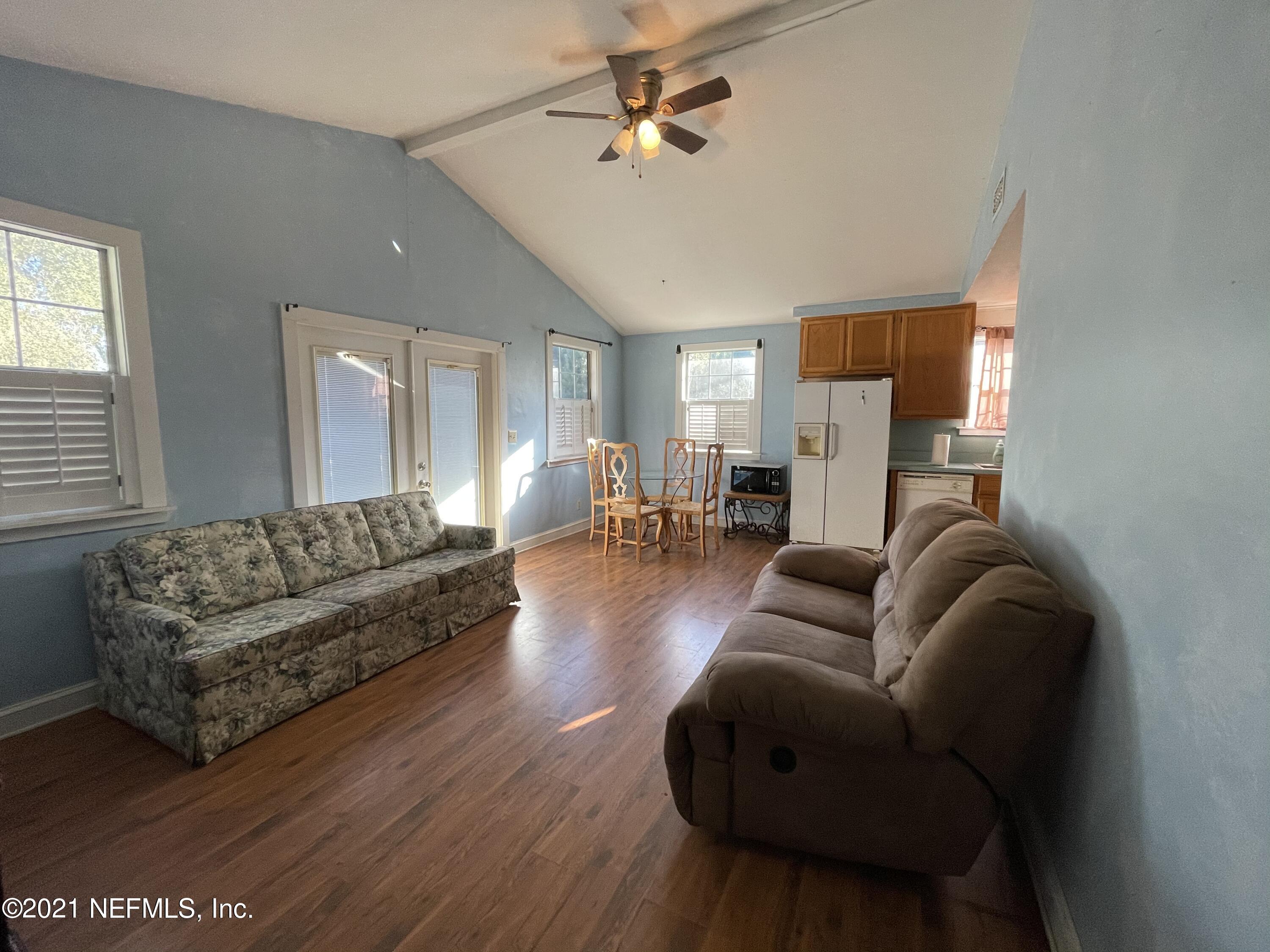 274 Swan Lake Road Melrose, FL 32666 - Photo 4 of 13 FBBF8036-5776-47F7-BBBF-193057CCC163