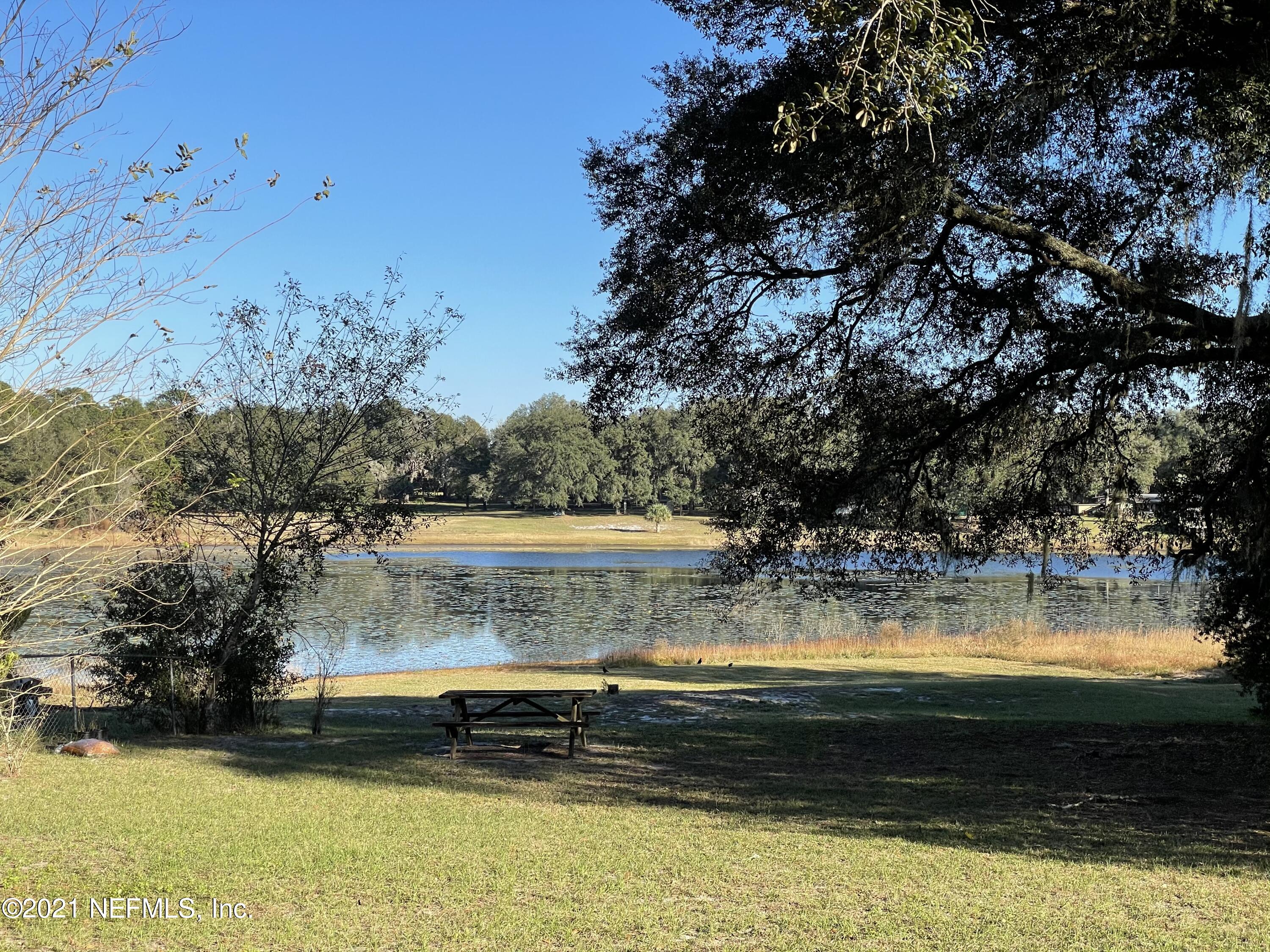 274 Swan Lake Road Melrose, FL 32666 - Photo 10 of 13 435D8047-395B-4F03-9FEA-E5820E909729
