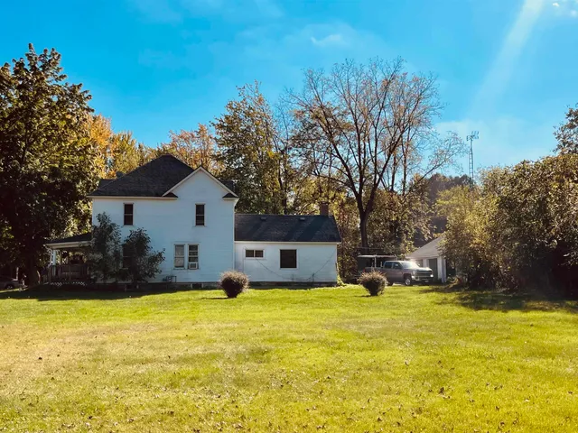 $221,000 | 215 South Church Street, Endeavor, WI 53930