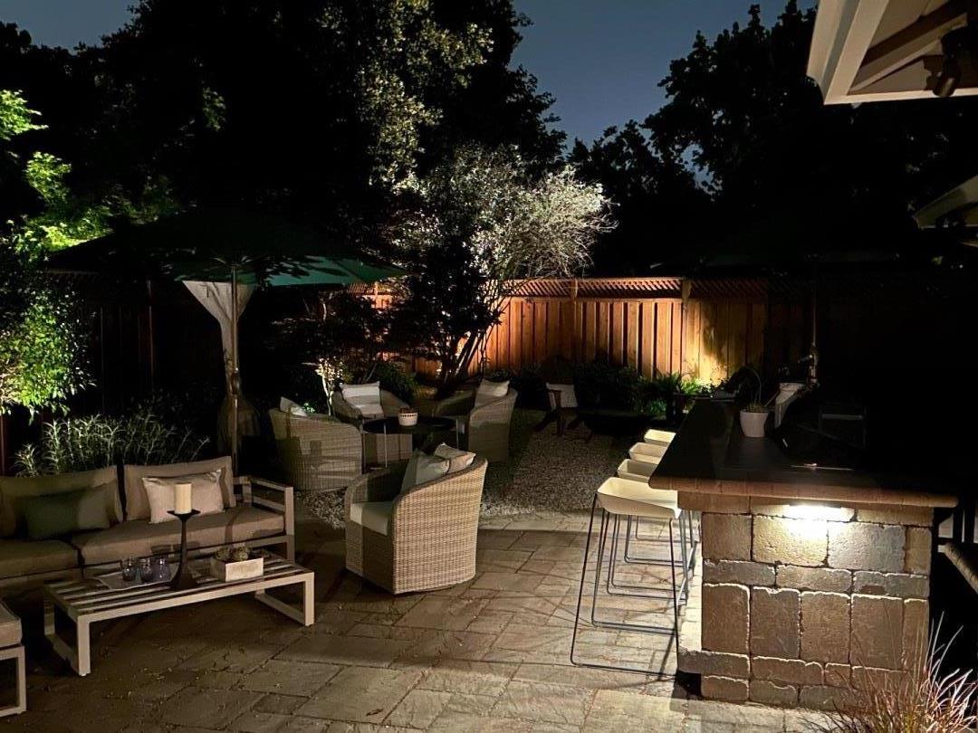 1701 Springer Road Mountain View, CA 94040 - Photo 41 of 48 a building outdoor space with patio furniture and potted plants