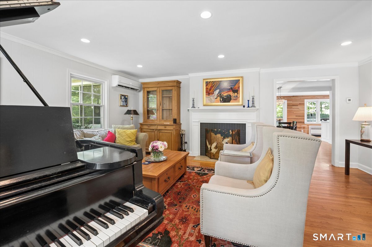 96 Turner Road Stamford, CT 06905 - Photo 8 of 38