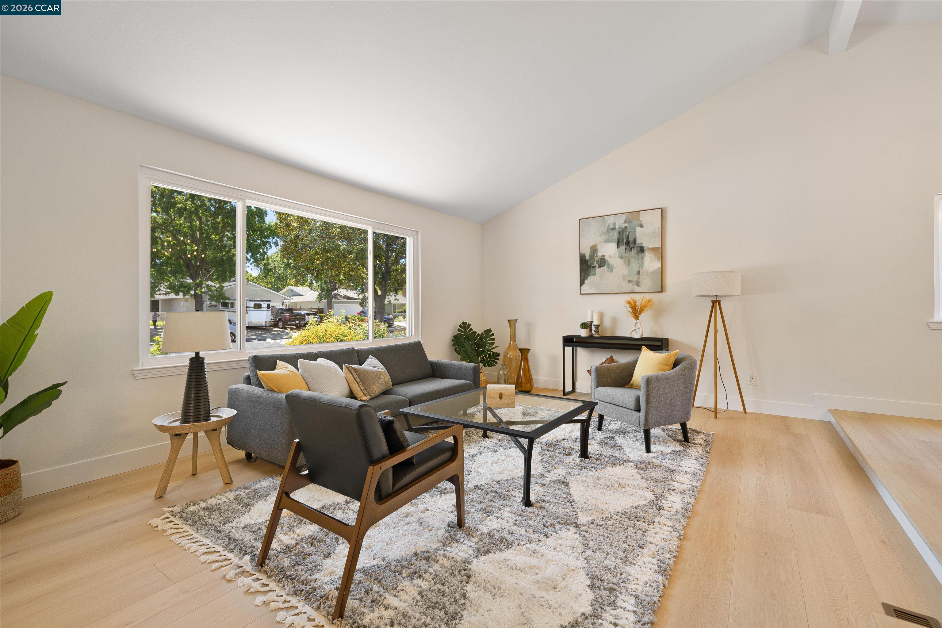 2082 Stratton Road Walnut Creek, CA 94598 - Photo 11 of 55