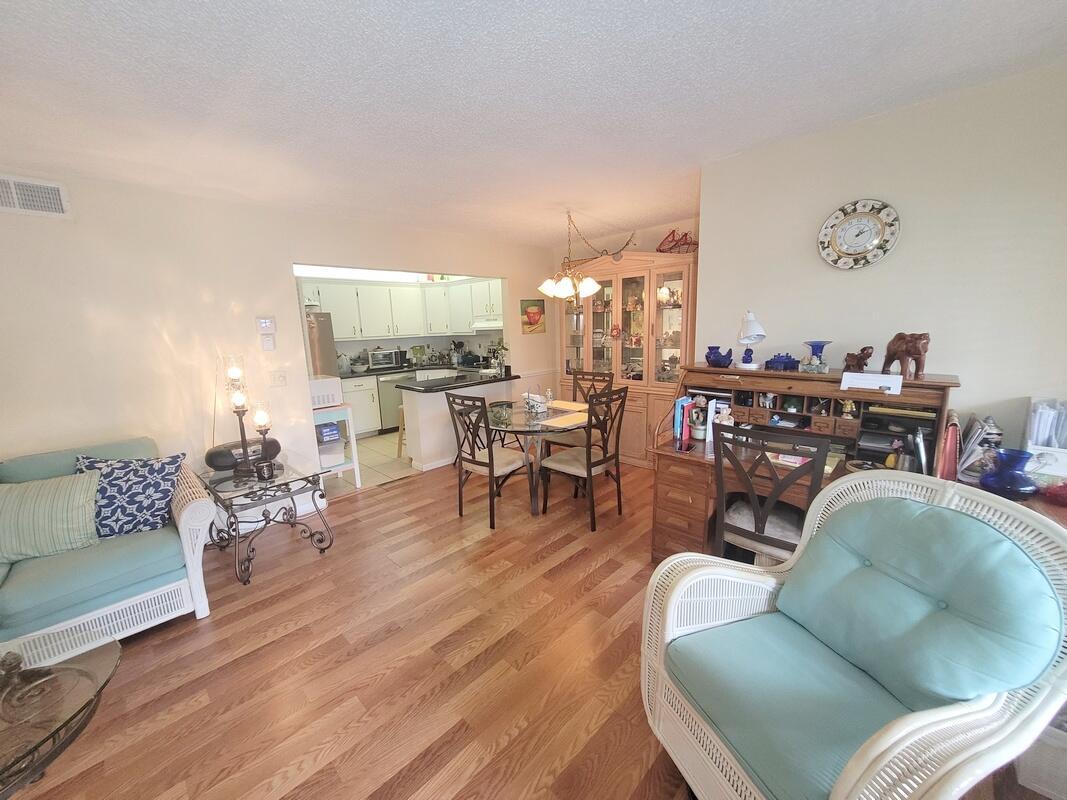 320 Pine Ridge Circle, Unit A1 Greenacres, FL 33463 - Photo 6 of 65 20220403_132521