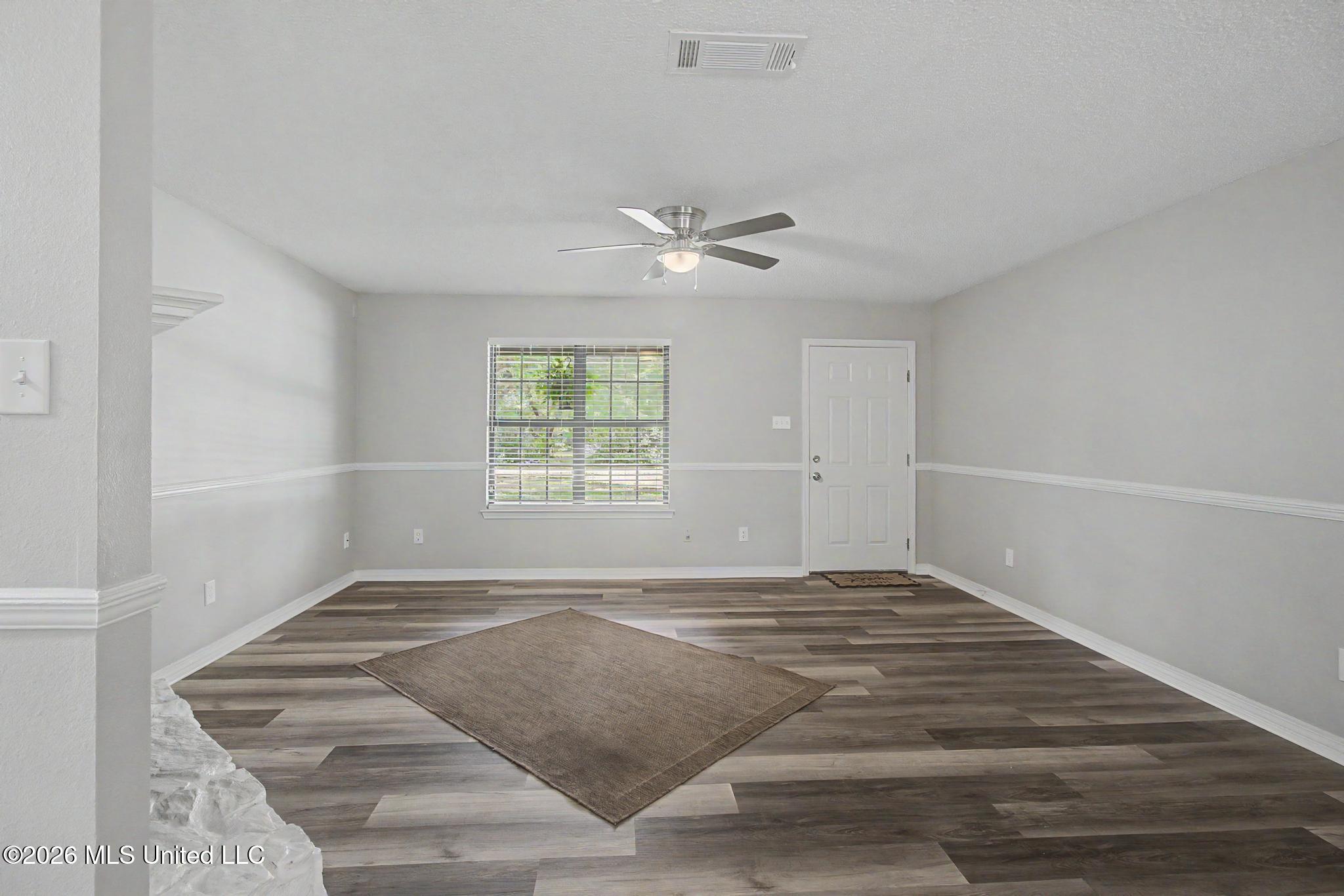 10373 Woolmarket Lake Road Biloxi, MS 39532 - Photo 5 of 21 IMG_7680