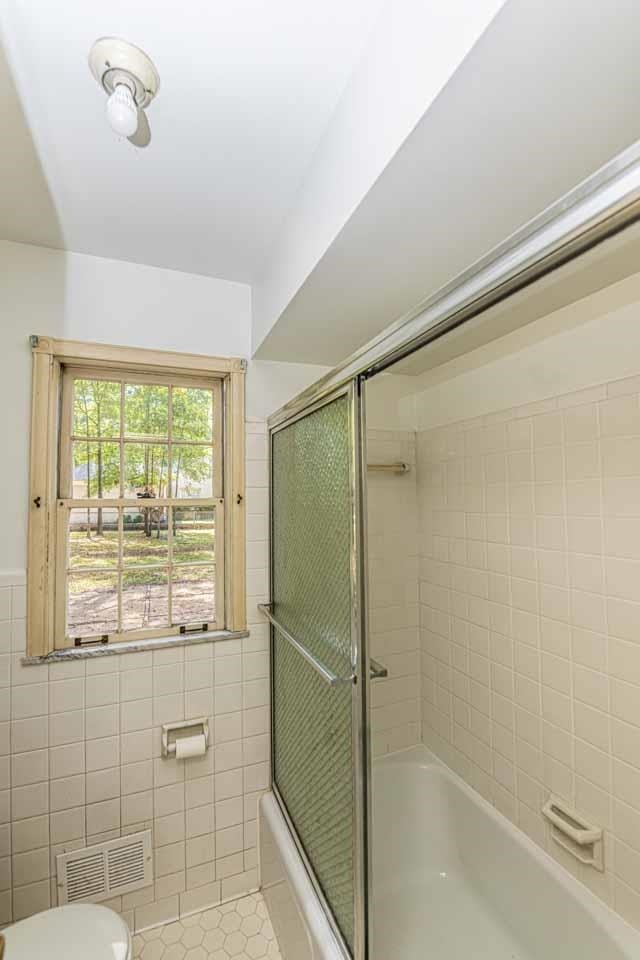 5575 Walnut Grove Road Memphis, TN 38120 - Photo 33 of 38 Gallery Image 33
