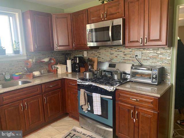 7854 Temple Road Philadelphia, PA 19150 - Photo 9 of 23 Gallery Image 9