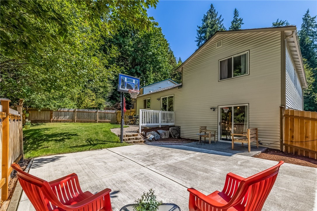 21006 25th Drive Southeast Bothell, WA 98021 - Photo 20 of 33