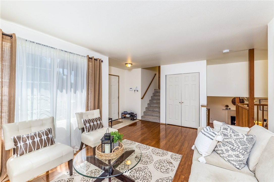 21006 25th Drive Southeast Bothell, WA 98021 - Photo 5 of 33