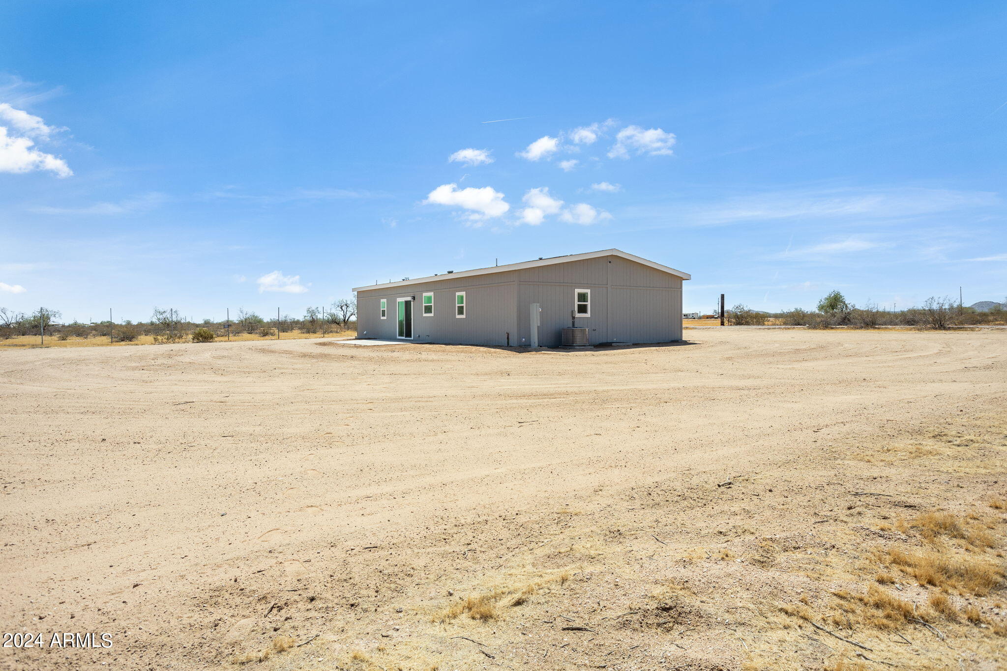51716 West Bitter Root Road Maricopa, AZ 85139 - Photo 24 of 39 31-web-or-mls-51716-w-bitter-root-rd