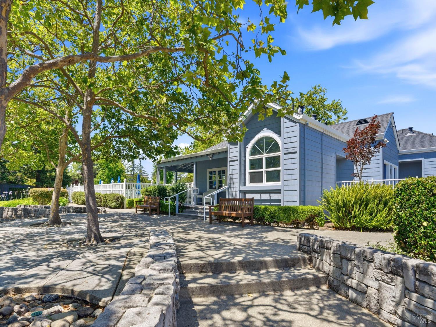 3 Lagoon Court San Rafael, CA 94903 - Photo 29 of 42 Clubhouse for seasonal gatherings, holiday parties, music events and barbecues!