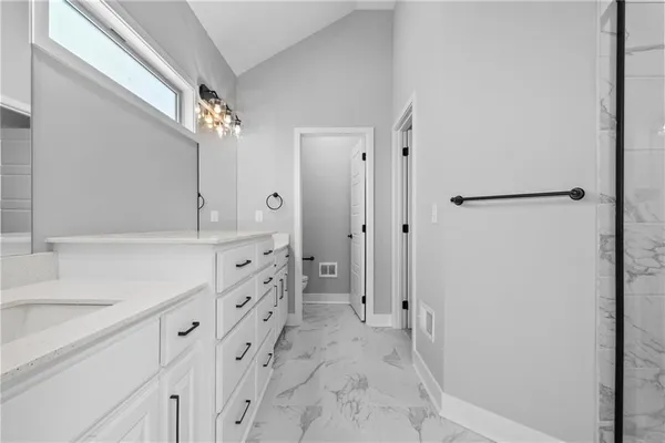 $490,670 | 9427 North Belton Avenue, Kansas City, MO 64154