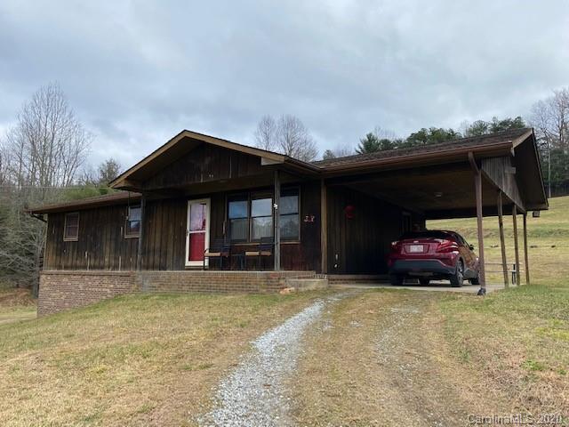 859 Summer Road Hendersonville, NC 28792 - Photo 2 of 32 Gallery Image 2