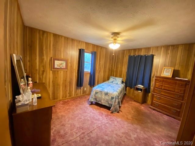 859 Summer Road Hendersonville, NC 28792 - Photo 14 of 32 Gallery Image 14