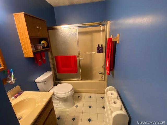 859 Summer Road Hendersonville, NC 28792 - Photo 17 of 32 Gallery Image 17