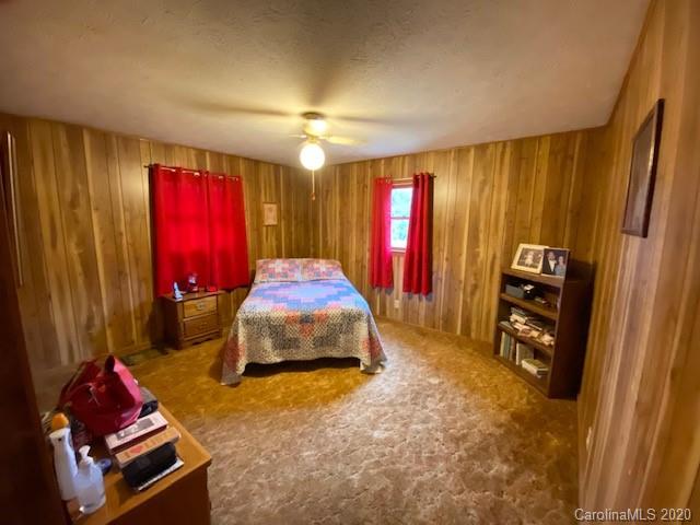 859 Summer Road Hendersonville, NC 28792 - Photo 20 of 32 Gallery Image 20