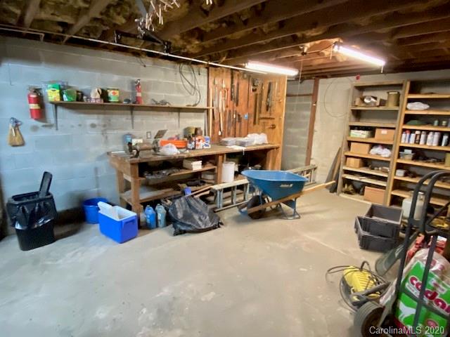 859 Summer Road Hendersonville, NC 28792 - Photo 22 of 32 Gallery Image 22