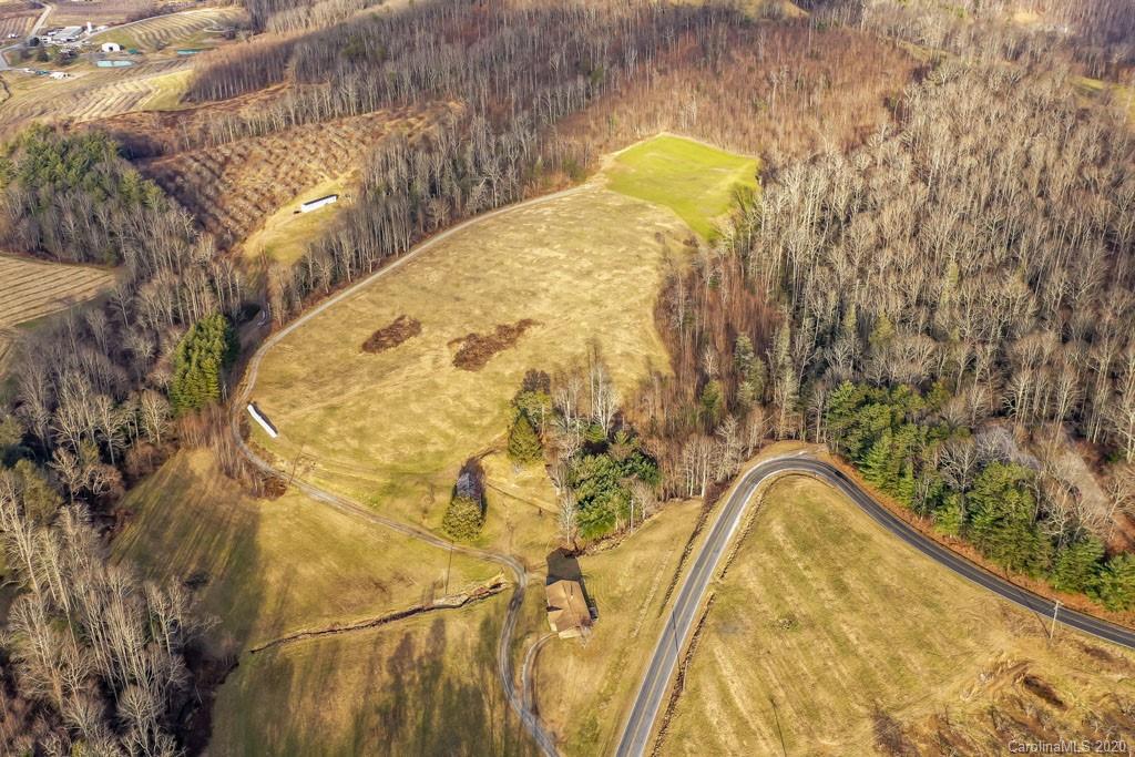 859 Summer Road Hendersonville, NC 28792 - Photo 26 of 32 Gallery Image 26