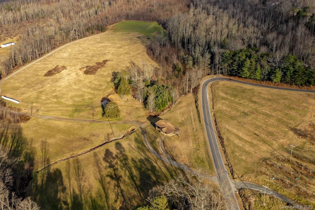 859 Summer Road Hendersonville, NC 28792 - Photo 27 of 32 Gallery Image 27