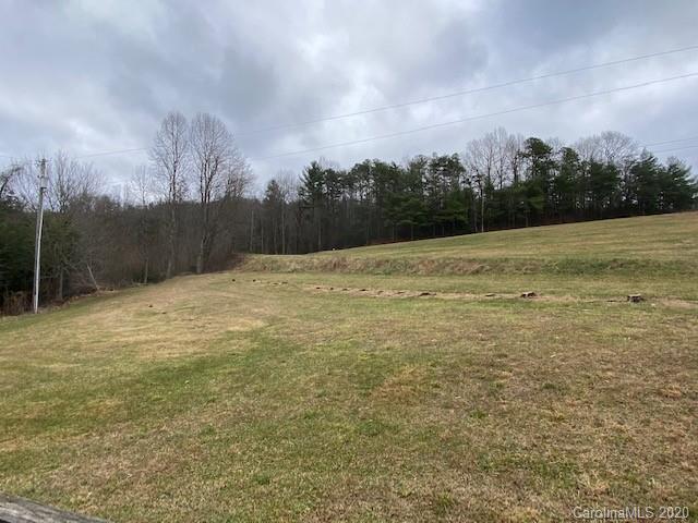 859 Summer Road Hendersonville, NC 28792 - Photo 8 of 32 Gallery Image 8