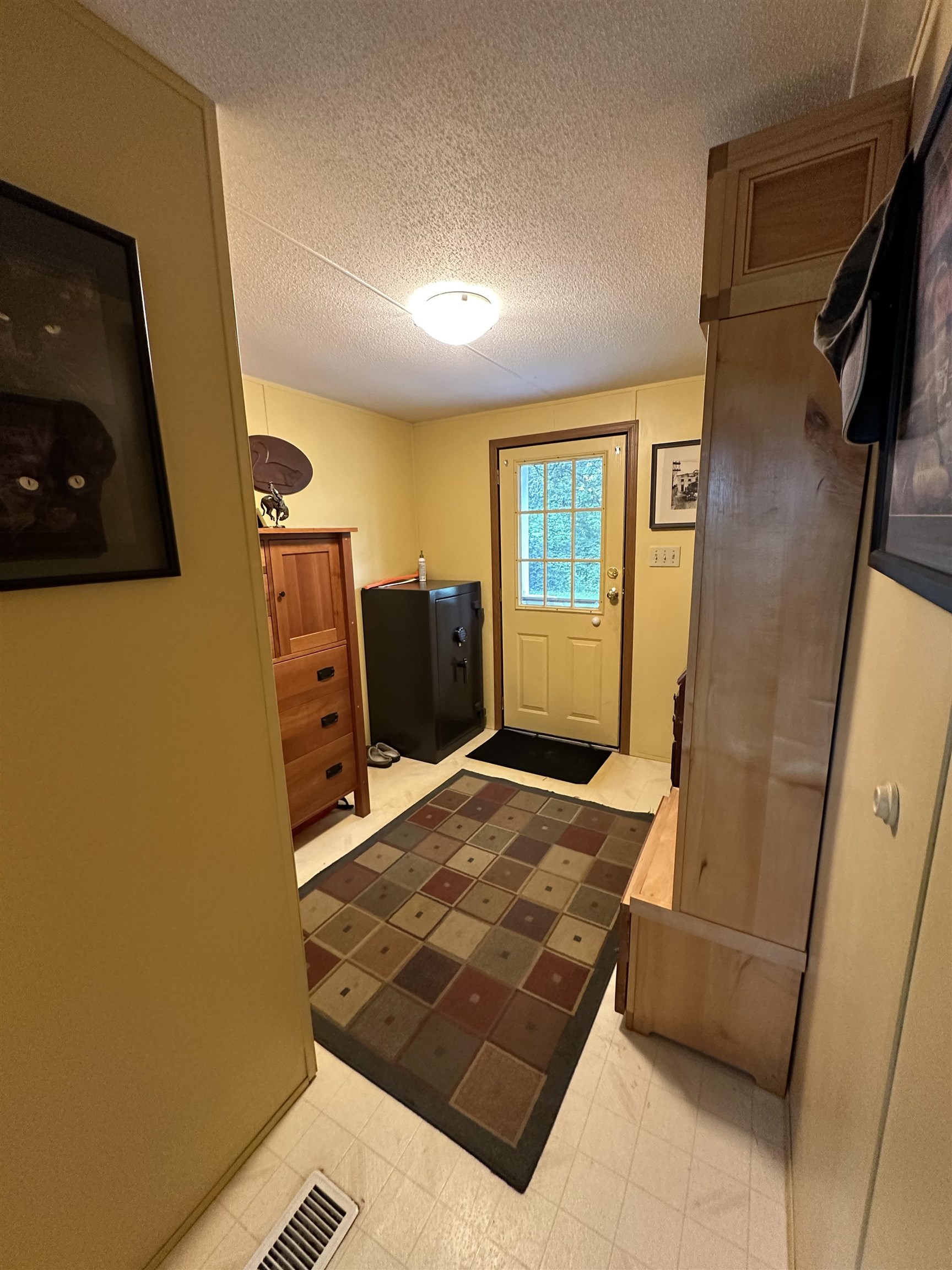 1474 Highway 5 Putney, VT 05346 - Photo 6 of 19