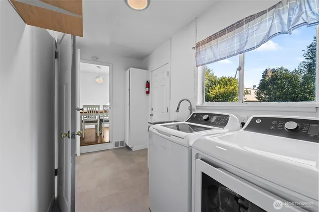 $424,900 | 8809 Meadow Road Southwest, Lakewood, WA 98499