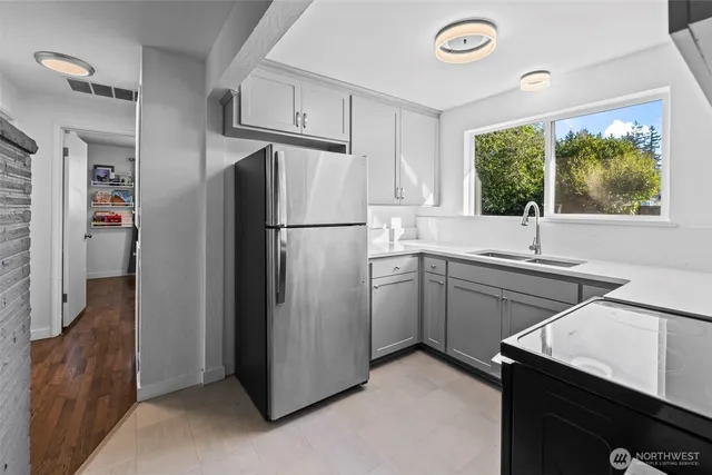 $424,900 | 8809 Meadow Road Southwest, Lakewood, WA 98499