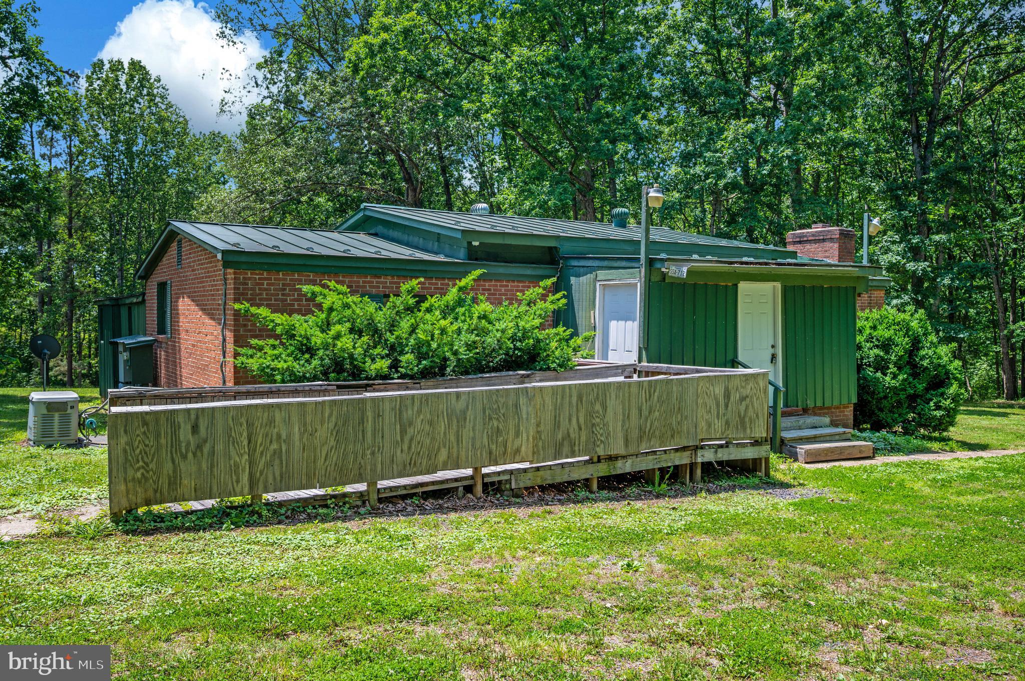 33080 Jackson Loop Locust Grove, VA 22508 - Photo 2 of 44 Handicap ramp for easy access