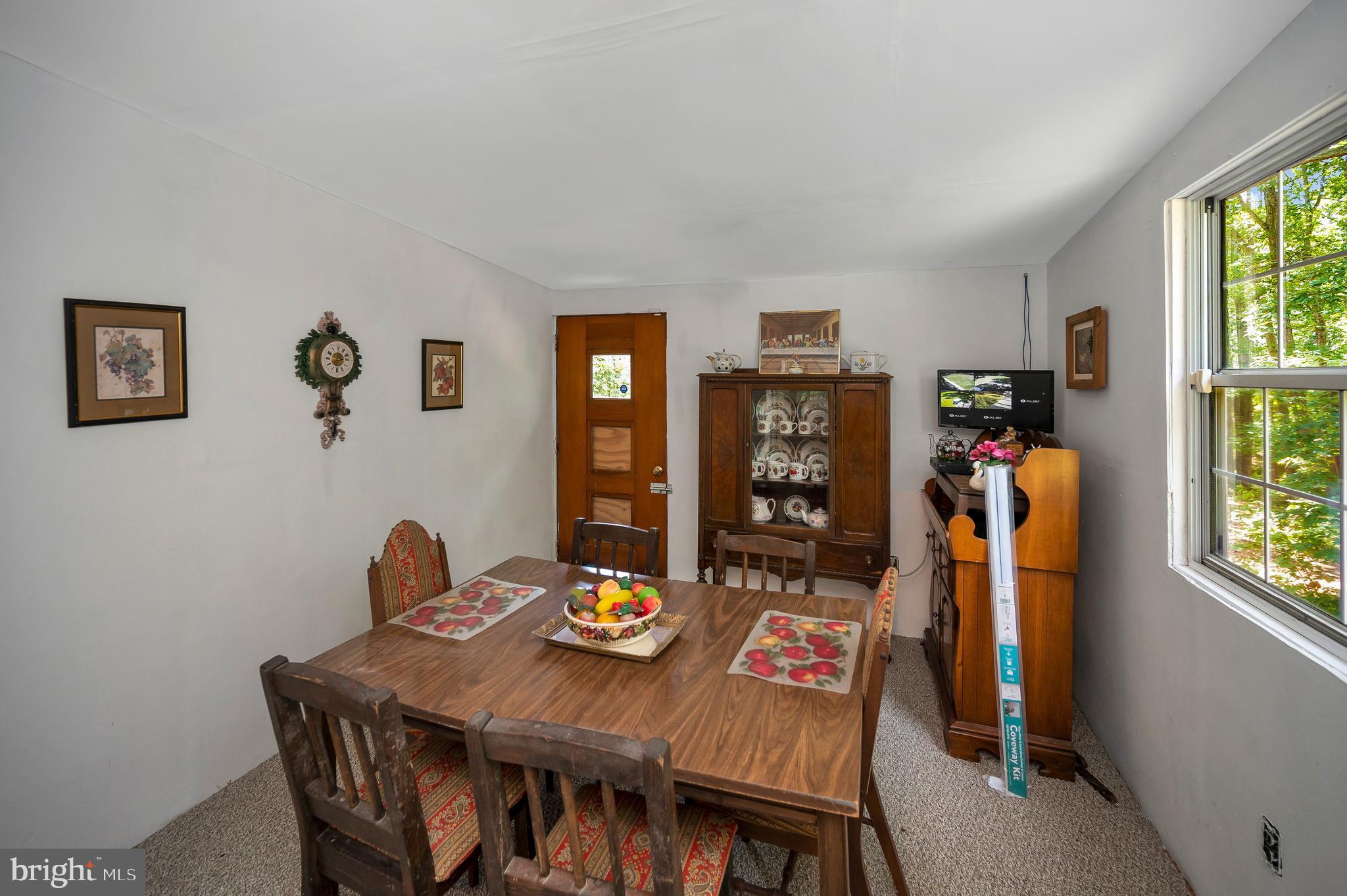 33080 Jackson Loop Locust Grove, VA 22508 - Photo 9 of 44 Flex space off dining