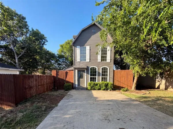 $297,000 | 4526 South Horseshoe Trail, The Colony, TX 75056