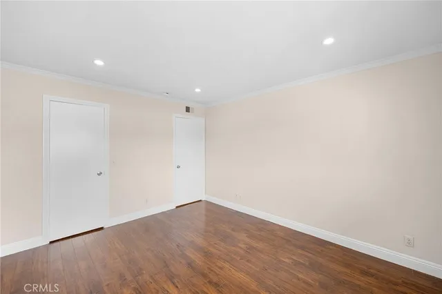 $3,100 | 121 Sinclair Avenue, Unit 206, Glendale, CA 91206