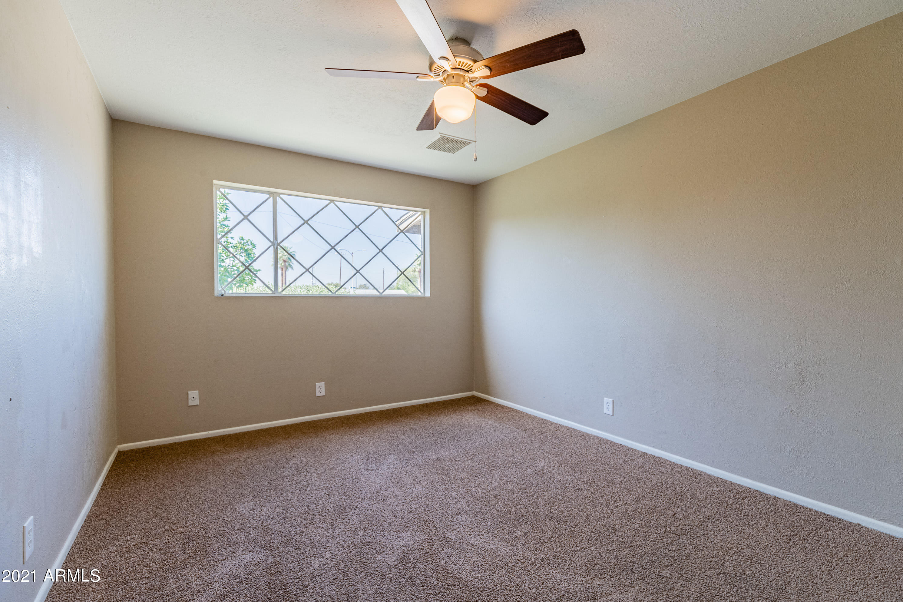 3036 West Cactus Road Phoenix, AZ 85029 - Photo 11 of 20 bedroom1