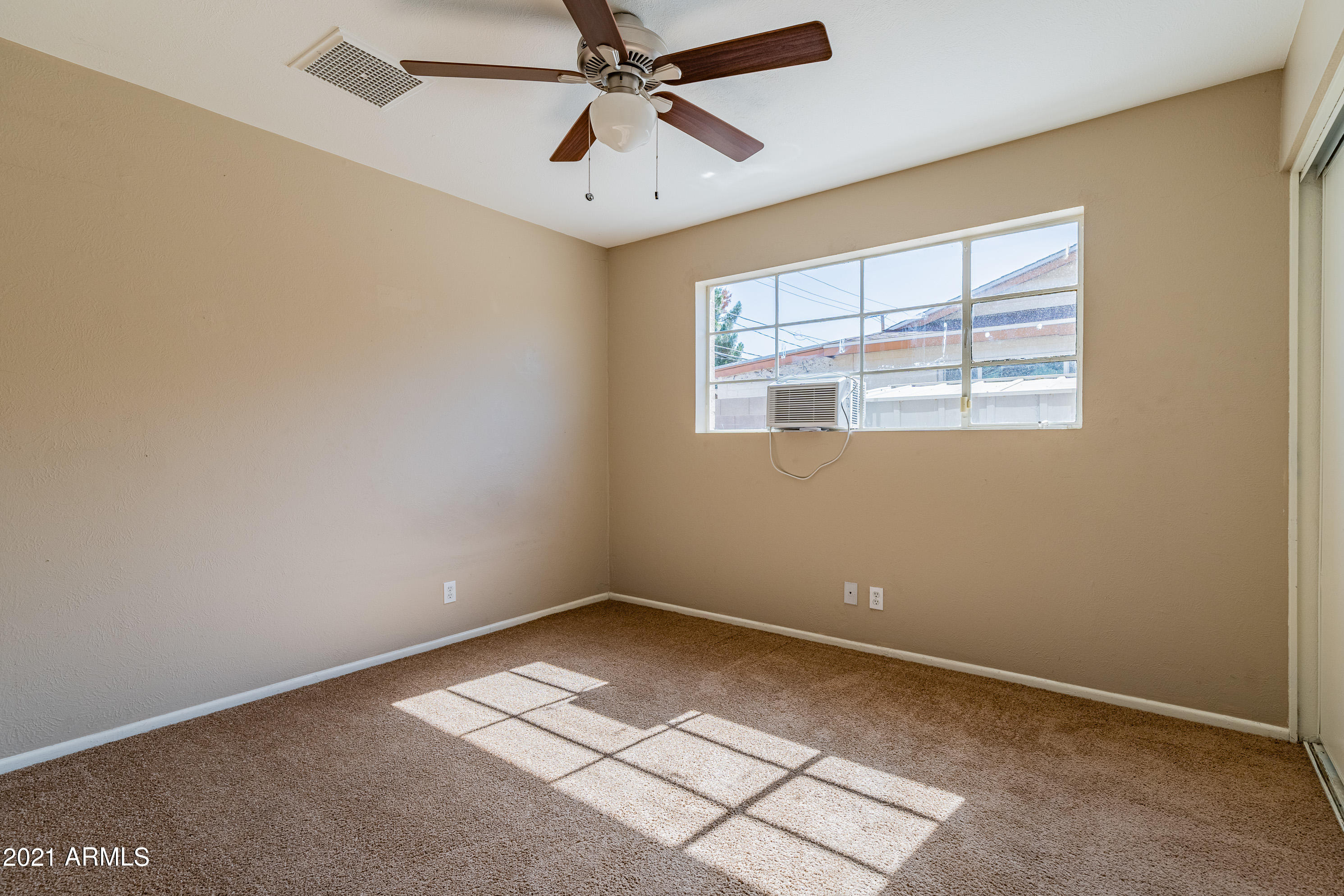 3036 West Cactus Road Phoenix, AZ 85029 - Photo 16 of 20 Bedroom3