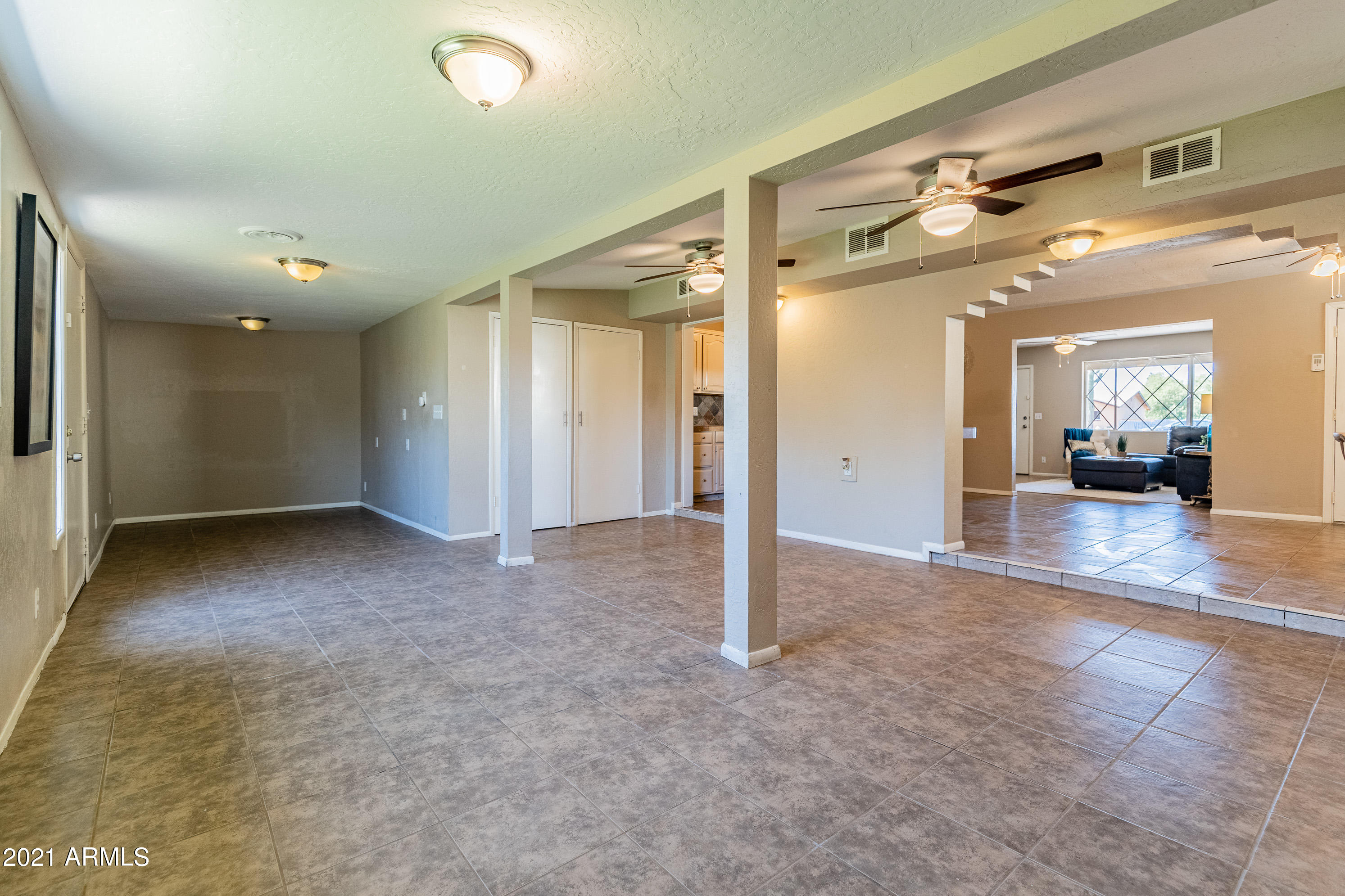 3036 West Cactus Road Phoenix, AZ 85029 - Photo 17 of 20 Family Room w:Den View