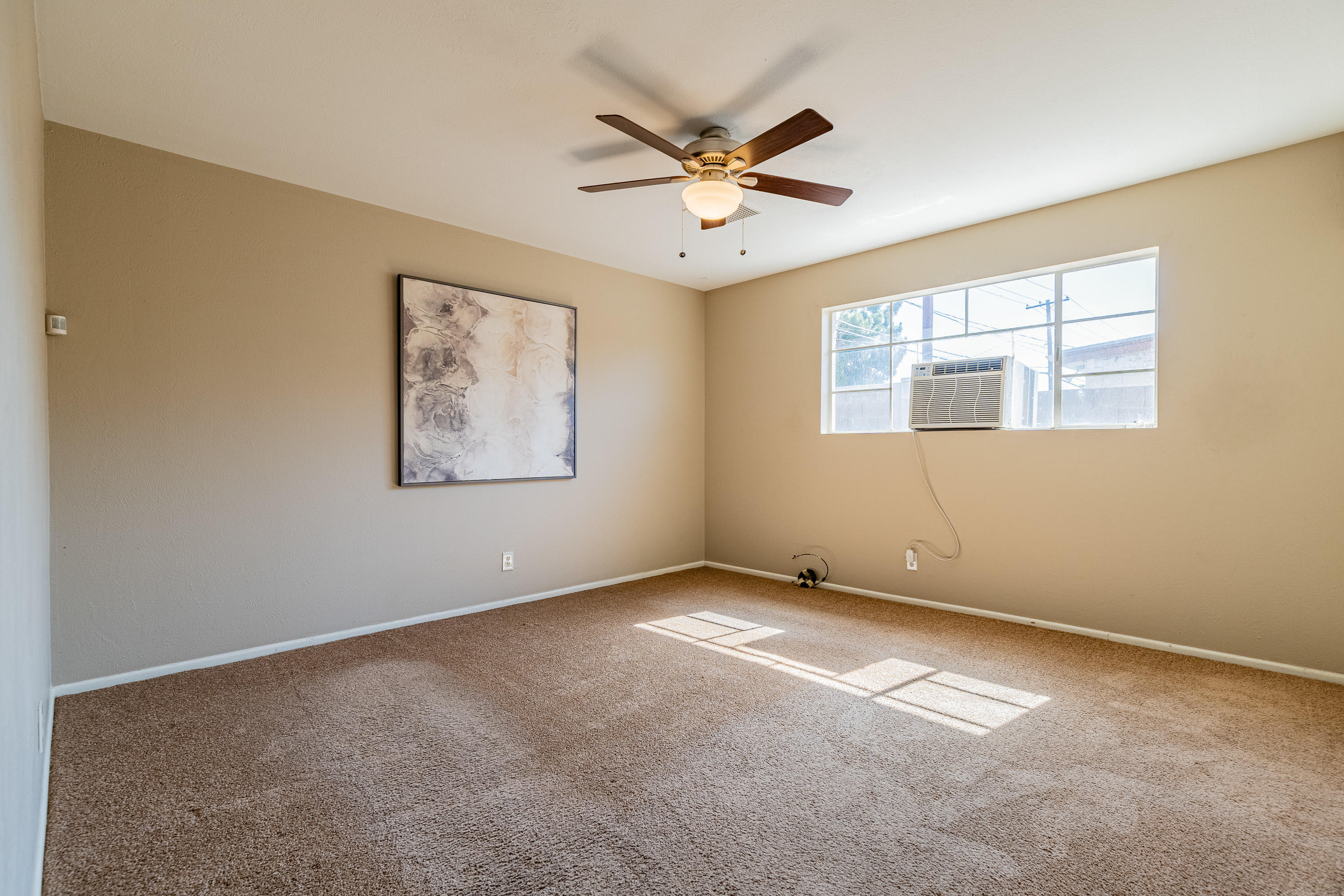3036 West Cactus Road Phoenix, AZ 85029 - Photo 8 of 20 Master Bedroom