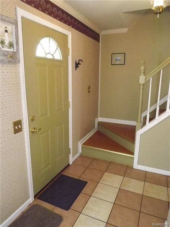 631 Whitney Drive Rochester Hills, MI 48307 - Photo 4 of 14