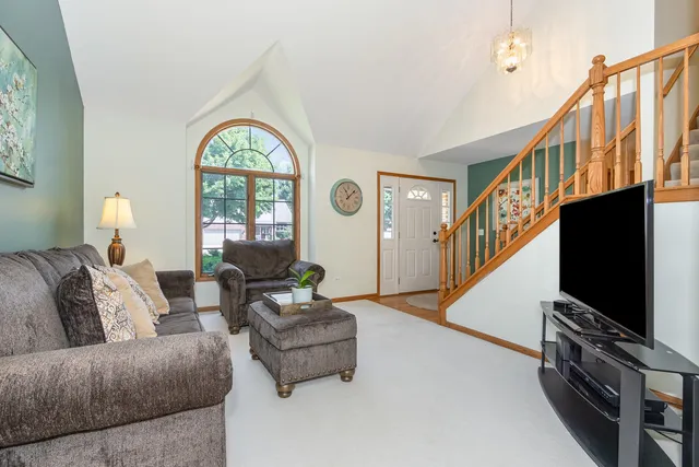 $500,000 | 25255 Wheat Drive, Plainfield, IL 60585