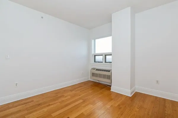 $2,875 | 809-815 22nd Street, Unit 704, Union City, NJ 07087