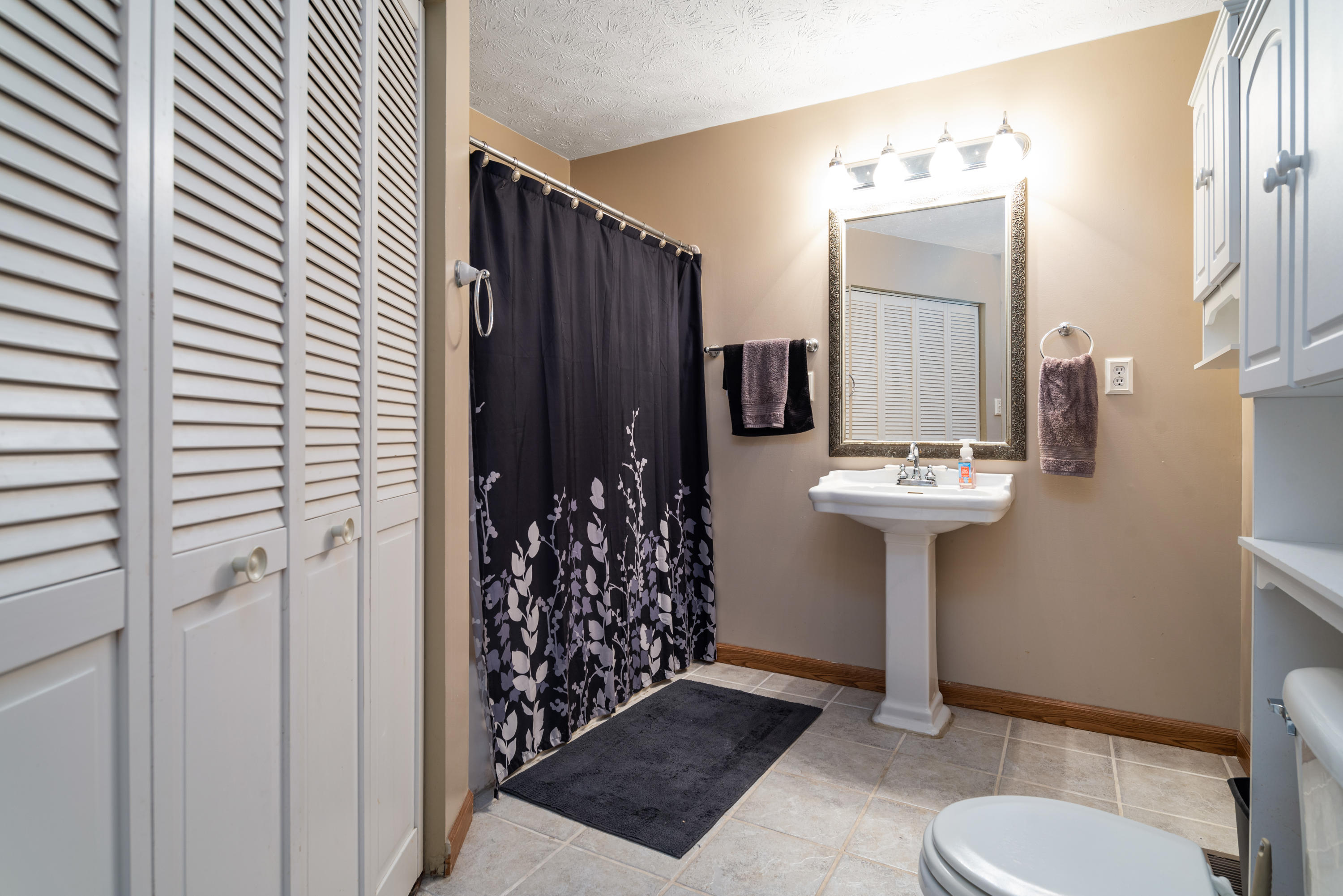 13000 Lochard Road Anna, OH 45302 - Photo 33 of 73 Gallery Image 33