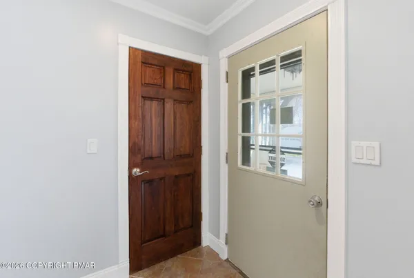 $2,200 | 138 Maple Avenue, East Stroudsburg, PA 18301